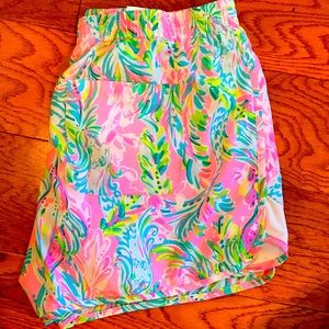 Lilly Pulitzer ocean trail short